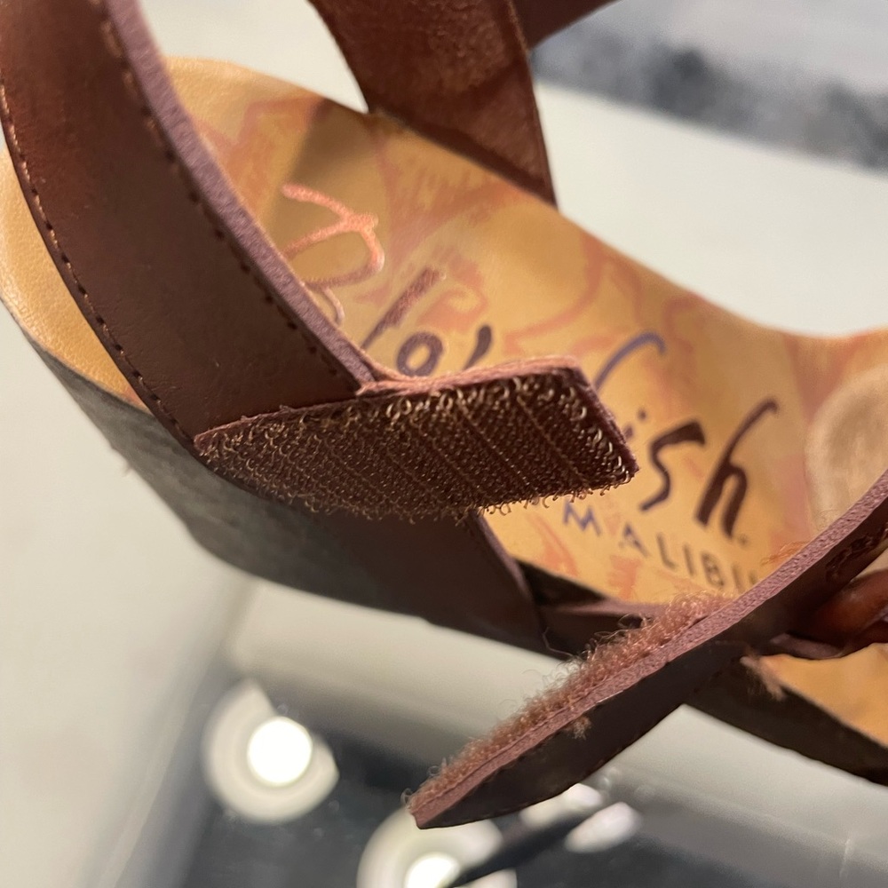 Malibu Tan Sandals - Picture 2 of 3